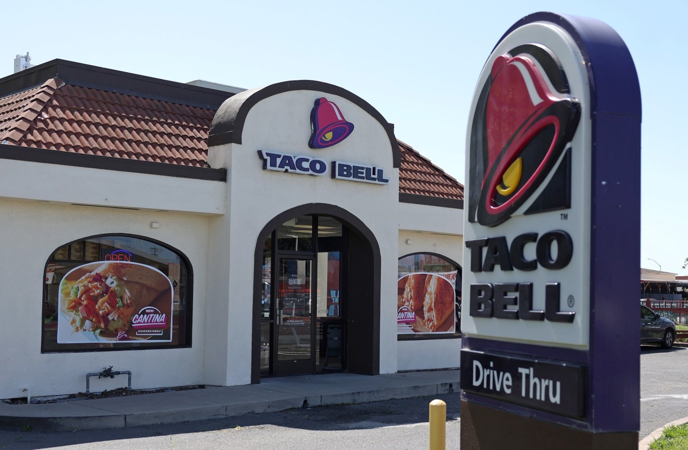 Taco Bell will spill secrets for 2025 at a Hollywood fan event; how to